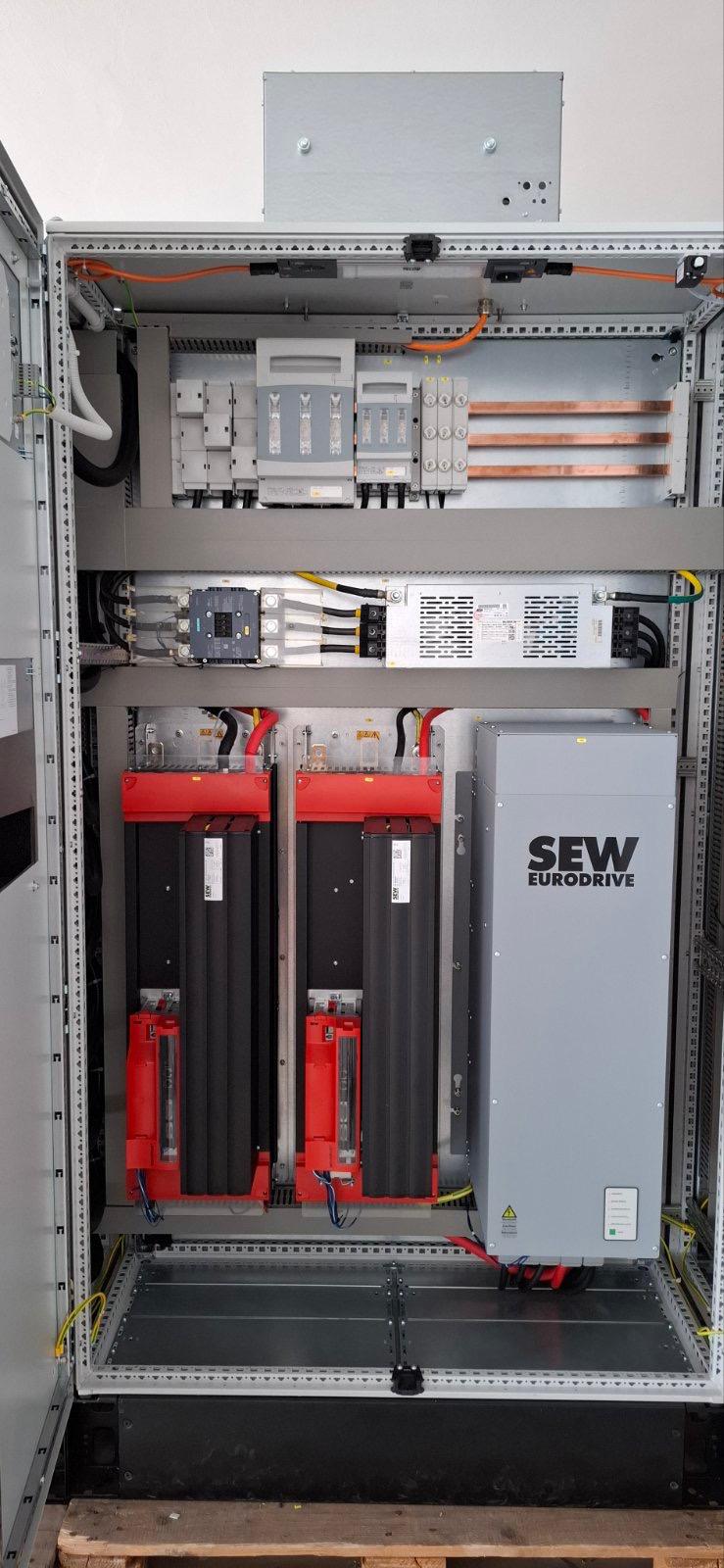 Power distribution cabinet with SEW Eurodrive VFD
