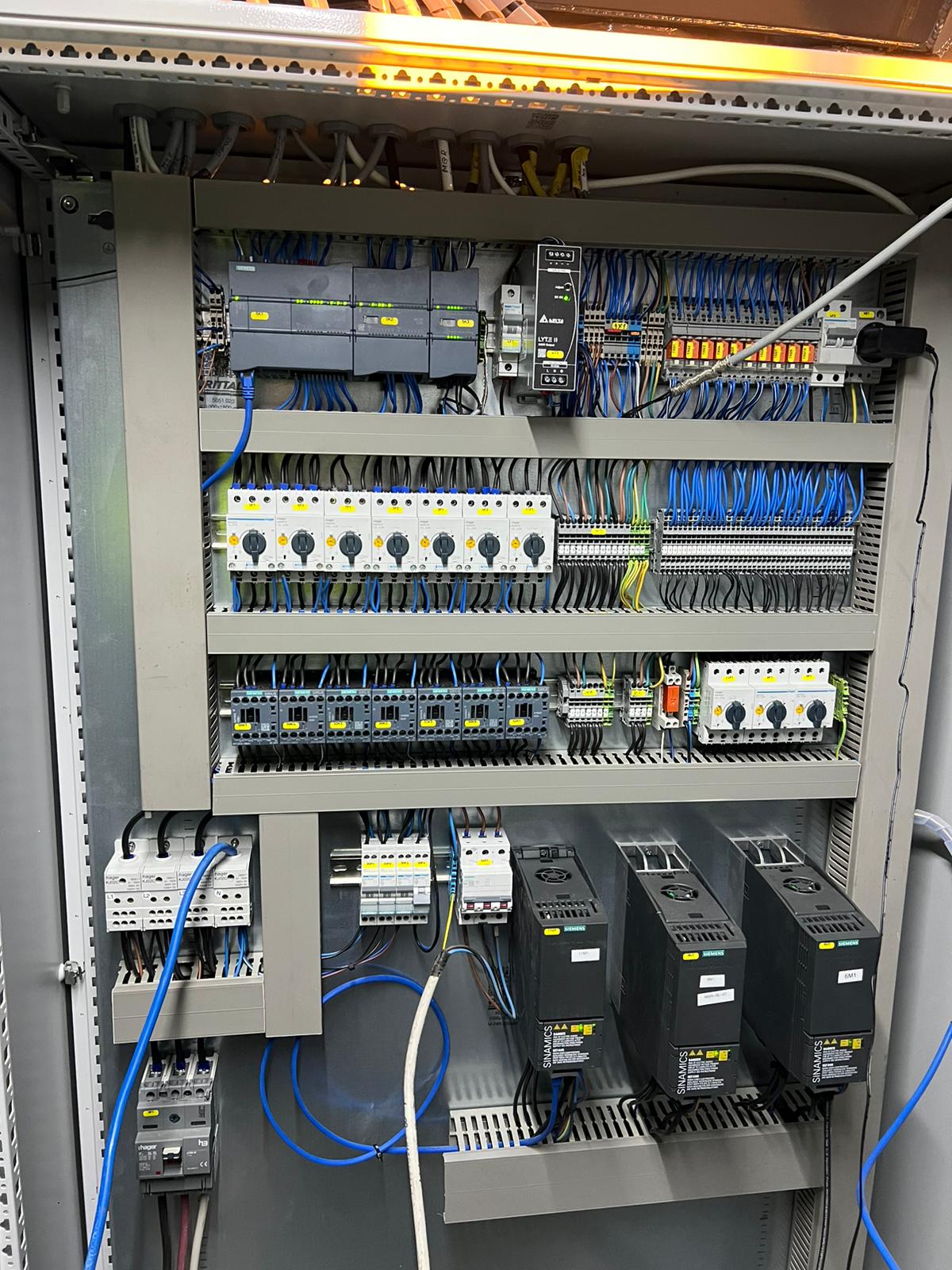 Siemens S7 PLC and Sinamics drives in distribution panel